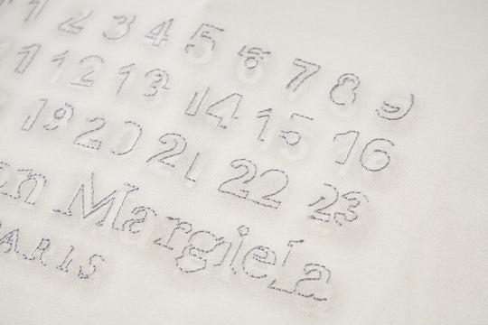 טי שירט מייסון מרג'ילה בצבע אוף וויט