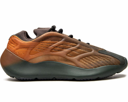 ייזי 700 3.0 - שחור\כתום דהוי