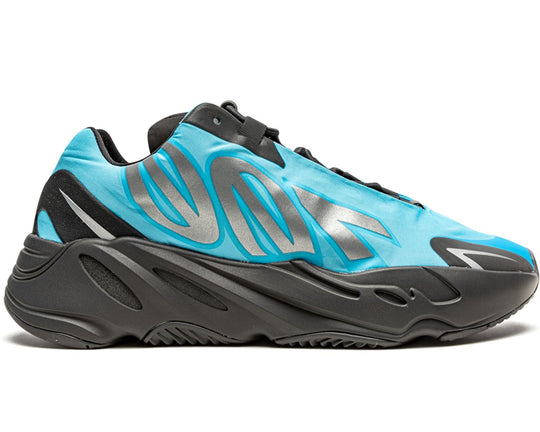 ייזי 700 2.0 - שחור\כחול