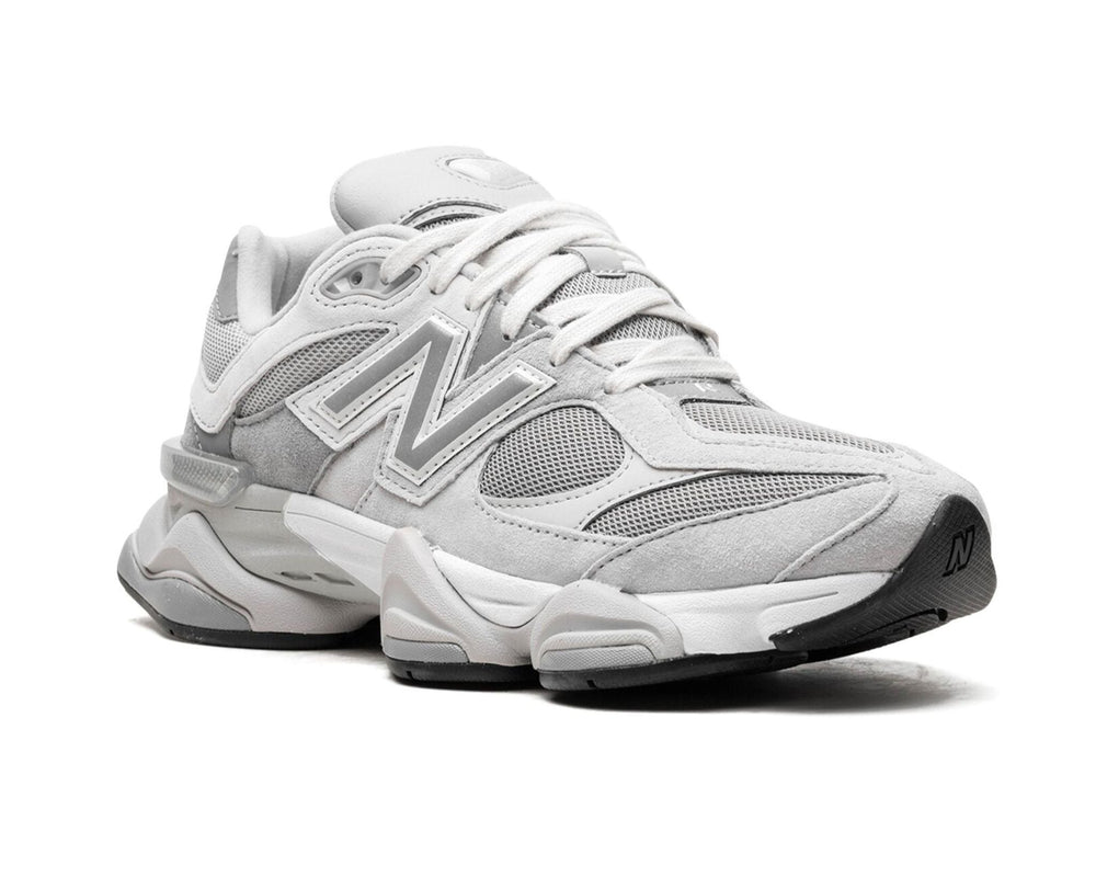 ניו באלאנס 9060 - אפור מטאלי