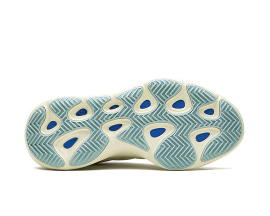 ייזי 700 3.0 - שחור\שמנת