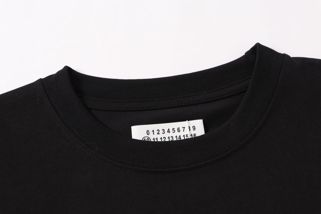 טי שירט מייסון מרג'ילה פרינט בצבע שחור