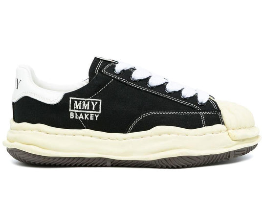 מייסון מיהארה בלאקי נמוכות - שחור וינטג'