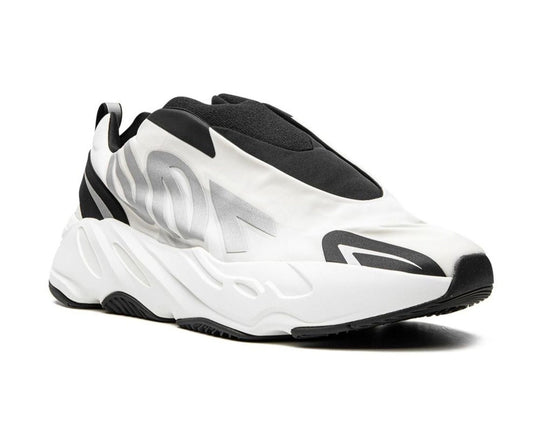 ייזי 700 2.0 - שחור\לבן