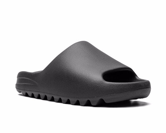 ייזי סלייד שחורות