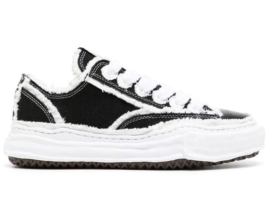 מייסון מיהארה - שחור\לבן