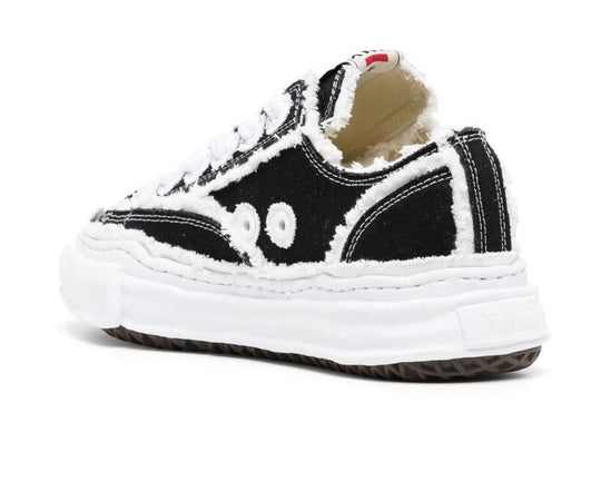 מייסון מיהארה - שחור\לבן