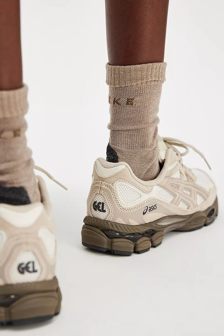 ASICS NYC GEL - אסיקס ניו יורק סיטי
