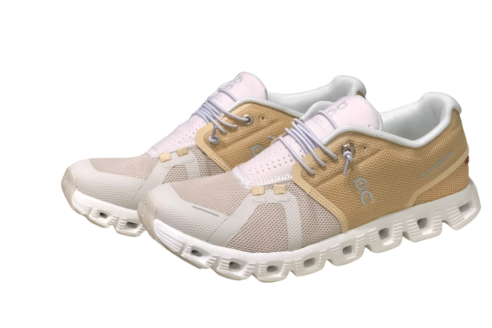 און קלאוד 5 | OnCloud 5 - Sand / White