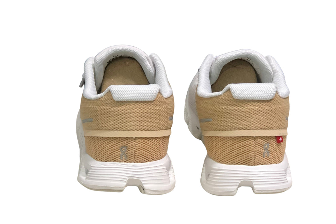 און קלאוד 5 | OnCloud 5 - Sand / White
