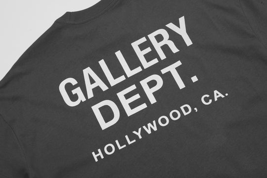 טי שירט גלרי דפט "DOUBLE LOGO HOLLYWOOD"  בצבע אפור כהה