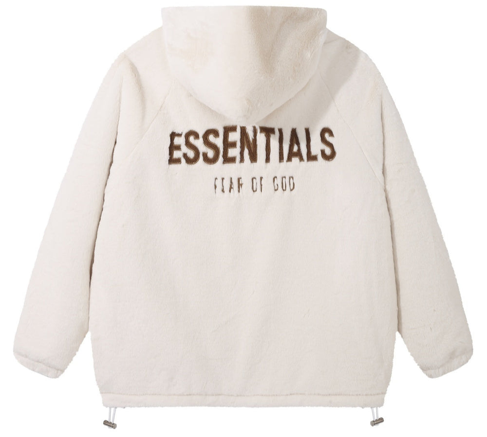 מעיל פרוותי (Faux fur) "ESSENTIALS FOG" בצבע לבן שמנת