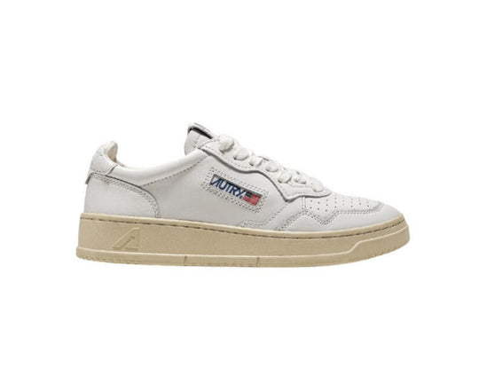 Autry Medalist Low All White Leather