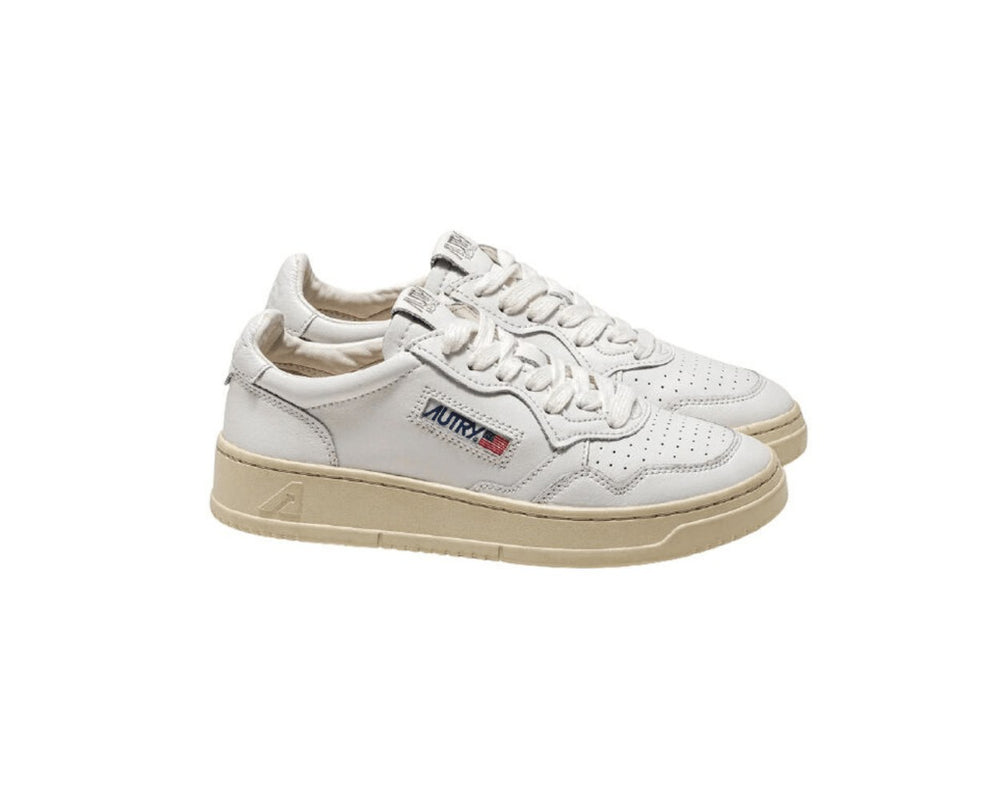 Autry Medalist Low All White Leather