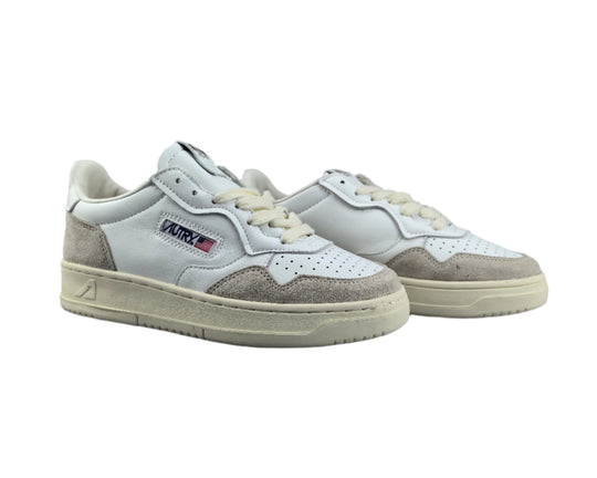 Autry Medalist Low White Suede