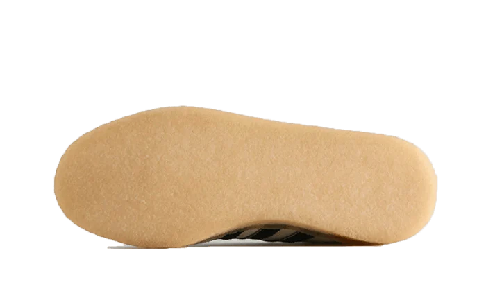 אדידס סמבה - רחוב Clarks Kith צ'וק לבן